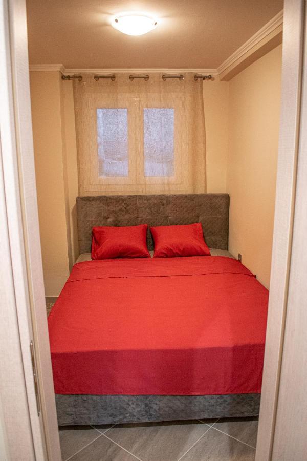 John'S Apartment'S Near Athens Airport!! Spata  Bagian luar foto