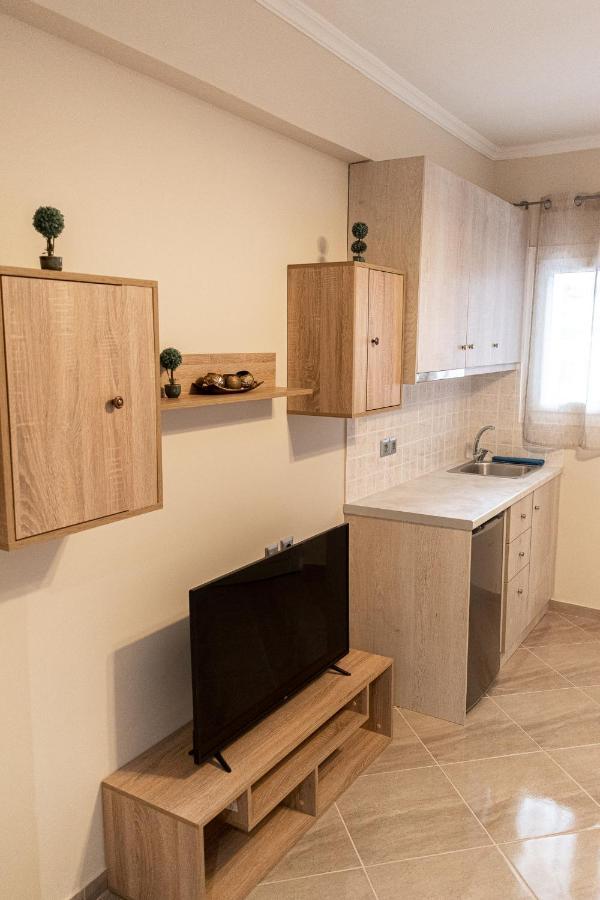 John'S Apartment'S Near Athens Airport!! Spata  Bagian luar foto