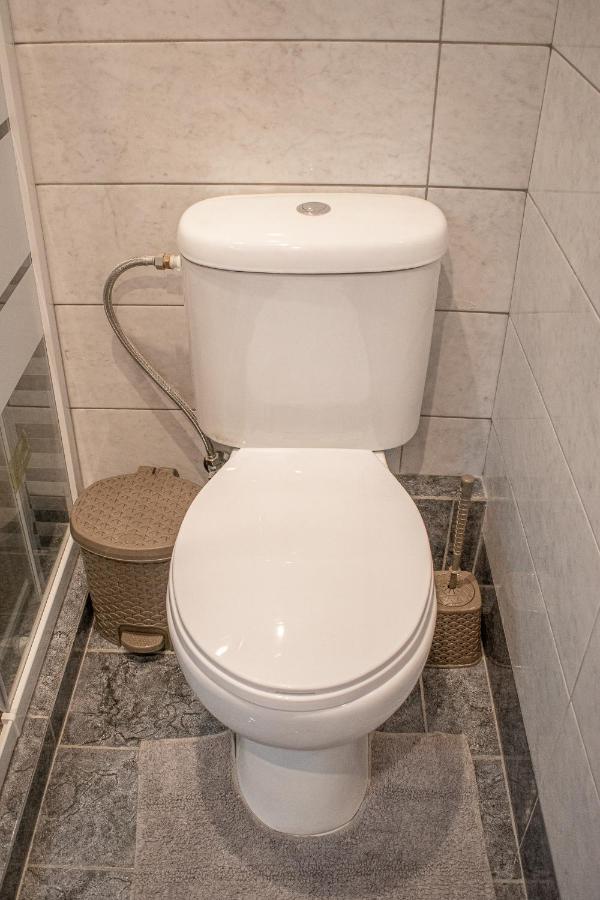 John'S Apartment'S Near Athens Airport!! Spata  Bagian luar foto