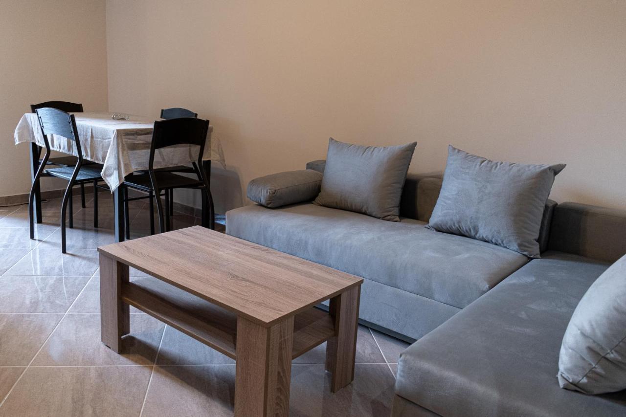 John'S Apartment'S Near Athens Airport!! Spata  Bagian luar foto